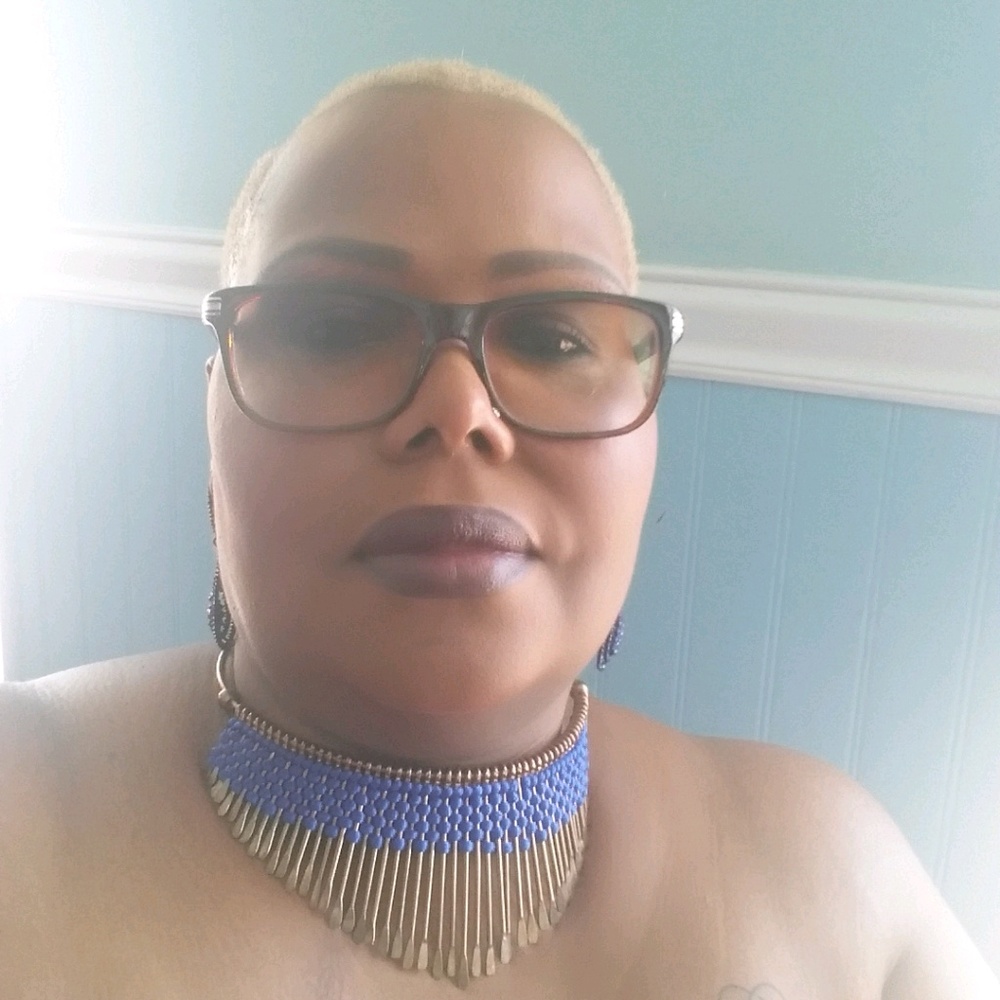 Meet your Posher, Debra